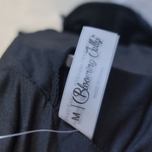 Blooming Jelly Black Tie-Side Bikini Set - Picture 6 of 6